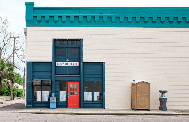 Best Best portable toilet rental  in Reading, MI